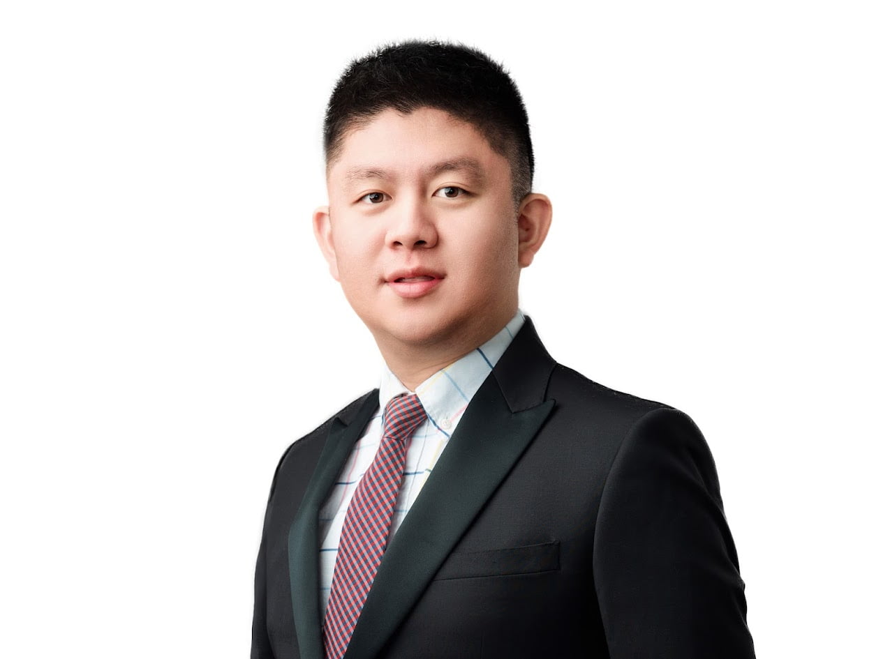 Portrait of Dr Harrison Fu